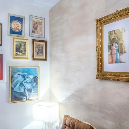 Abbraccio Di Romeo