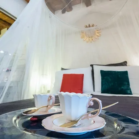 Abbraccio Di Romeo 3*