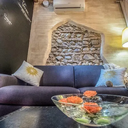 Abbraccio Di Romeo Verona