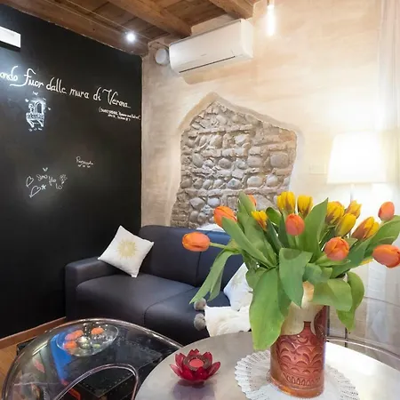 Bed and breakfast Abbraccio Di Romeo 3*